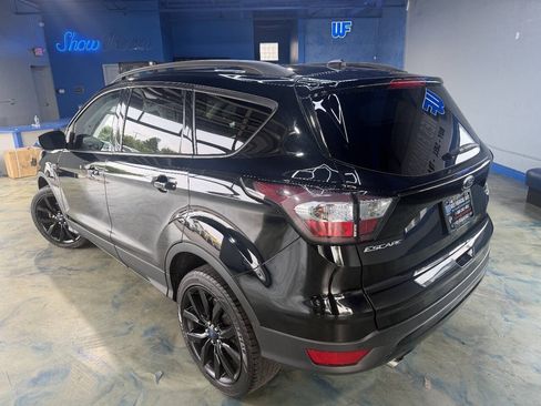 Used 2017 Ford Escape Titanium w/ Canadian Touring Package AWD/4WD image 3