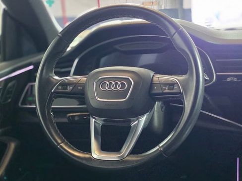 Used 2021 Audi Q8 Premium Plus image 14