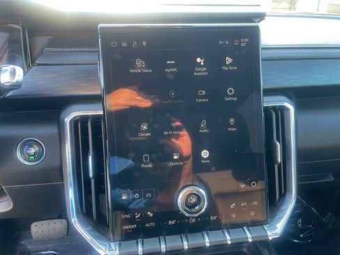 Certified 2024 GMC Acadia Elevation AWD/4WD image 27