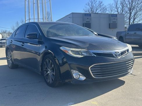 Used 2014 Toyota Avalon Limited image 4