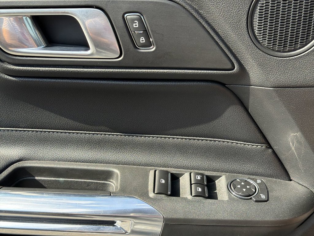 Used 2020 Ford Mustang Premium RWD image 21