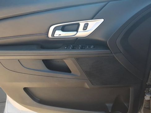 Used 2017 GMC Terrain SLE FWD image 14
