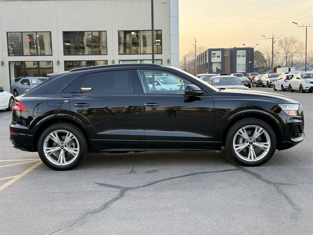 Used 2022 Audi Q8 Prestige w/ Prestige Package AWD/4WD image 8