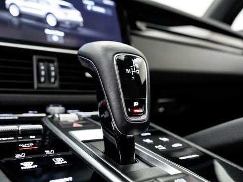 Certified 2021 Porsche Cayenne S AWD/4WD image 21