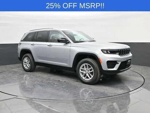 New 2025 Jeep Grand Cherokee Laredo X w/ Luxury Tech Group I AWD/4WD image 1