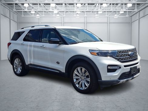 Used 2021 Ford Explorer King Ranch w/ Premium Technology Package AWD/4WD image 11