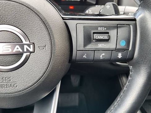 Used 2022 Nissan Rogue Platinum w/ Head-Up Display Package AWD/4WD image 33