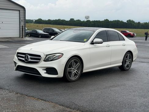 Used 2019 Mercedes-Benz E 300 4MATIC image 9