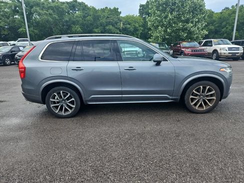 Used 2019 Volvo XC90 T6 Momentum AWD/4WD image 8