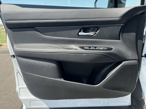 New 2025 Nissan Murano SV image 21