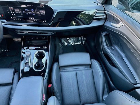 Certified 2026 Audi A6 Premium Plus w/ Premium Plus Package AWD/4WD image 25