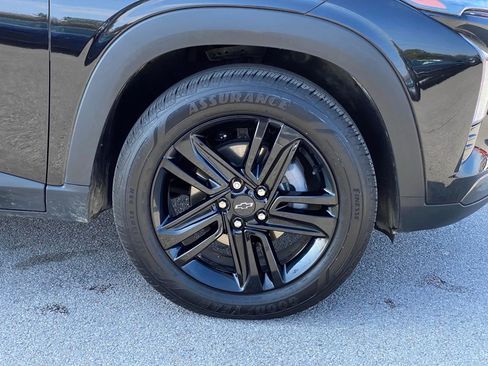 Used 2025 Chevrolet Trax ACTIV w/ Sunroof Package image 31
