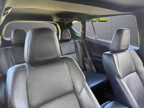 Used 2018 Toyota RAV4 SE w/ All Weather Liner Package AWD/4WD image 37