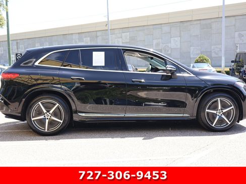 Certified 2023 Mercedes-Benz EQS 580 4MATIC SUV image 11
