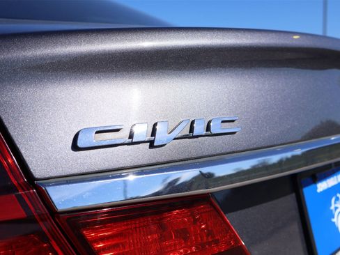 Used 2015 Honda Civic LX image 7