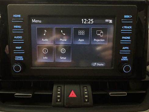 Used 2019 Toyota RAV4 XLE Premium w/ Cold Weather Package AWD/4WD image 28