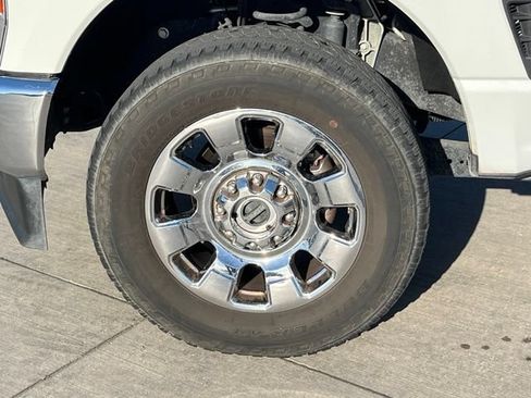 Used 2023 Ford F350 Lariat w/ Lariat Ultimate Package AWD/4WD image 5