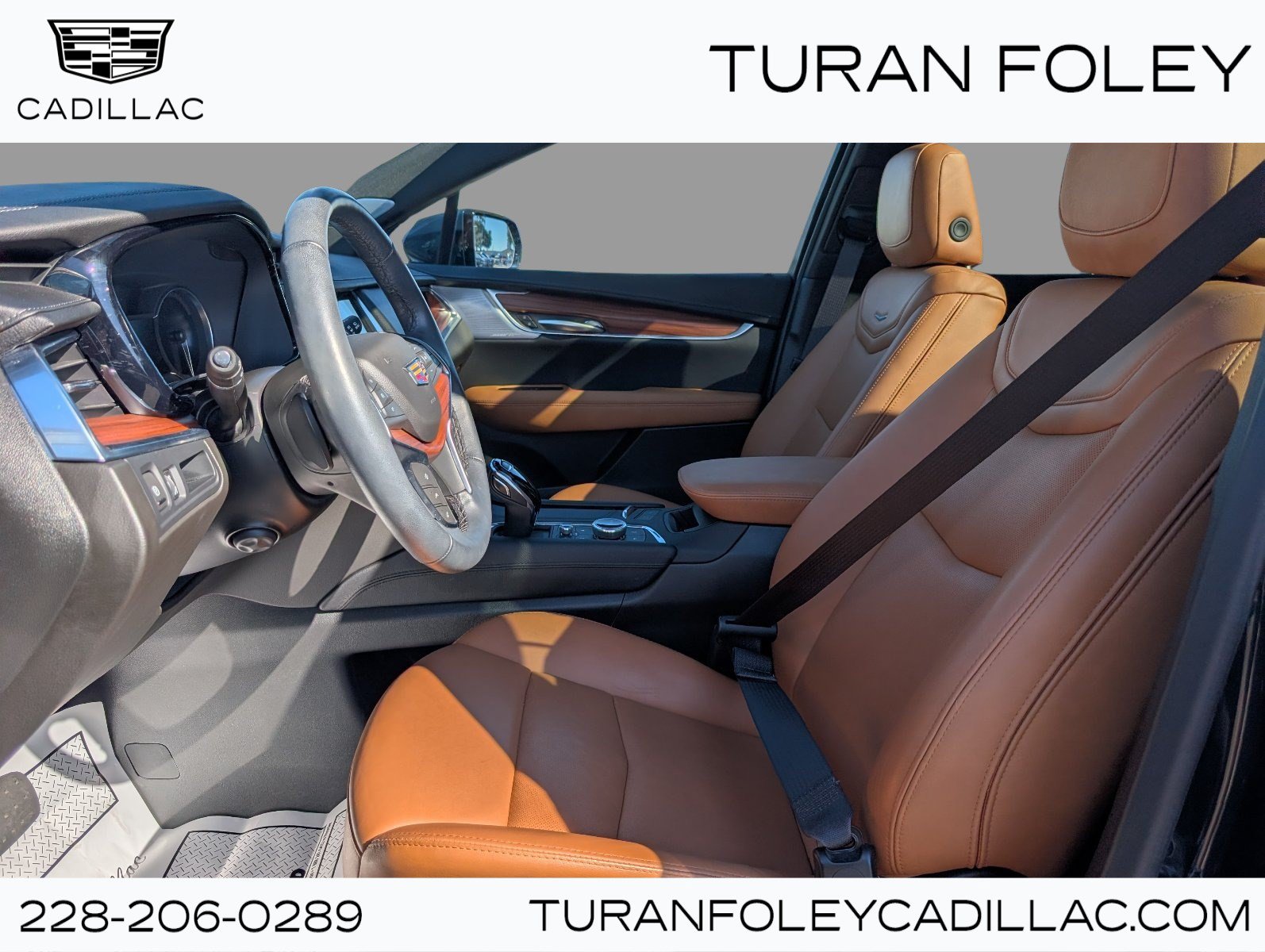 Certified 2024 Cadillac XT5 Premium Luxury FWD image 1