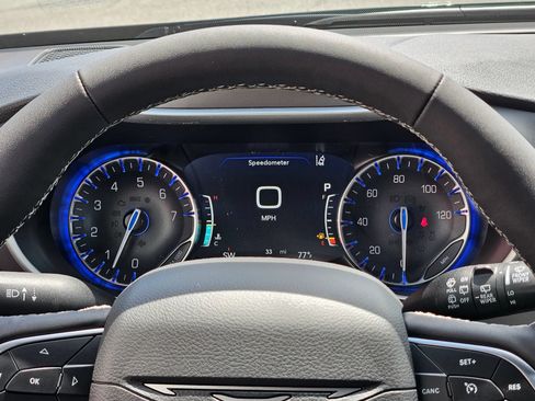 New 2027 Chrysler Pacifica Select FWD image 14