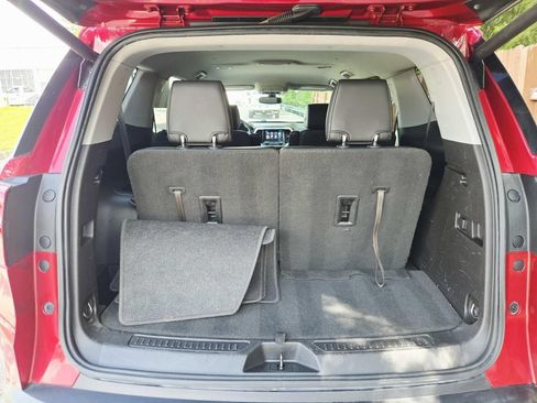 Used 2019 GMC Acadia SLT FWD image 14