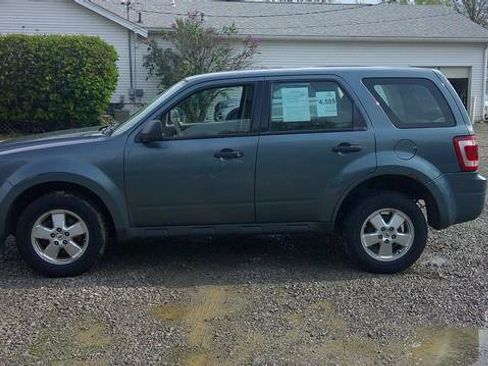 Used 2012 Ford Escape XLS image 1