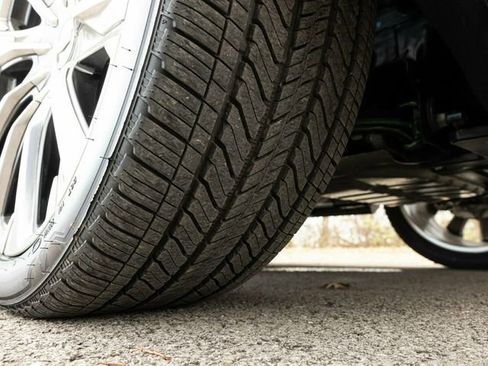 Used 2026 Cadillac Escalade Luxury w/ Touring Package image 89