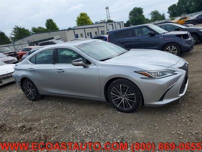 Used 2024 Lexus ES 300h w/ Premium Package