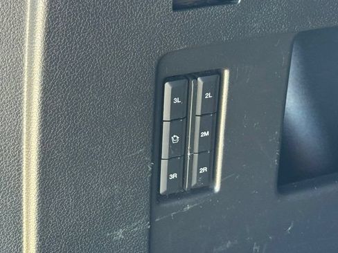 Used 2019 Ford Expedition Limited w/ Equipment Group 303A AWD/4WD image 13