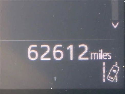 Used 2019 Toyota Camry LE FWD image 11