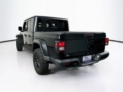 Used 2023 Jeep Gladiator Sport AWD/4WD image 7