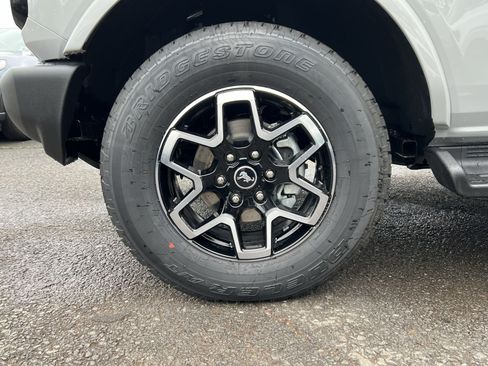 New 2026 Ford Bronco Outer Banks AWD/4WD image 20