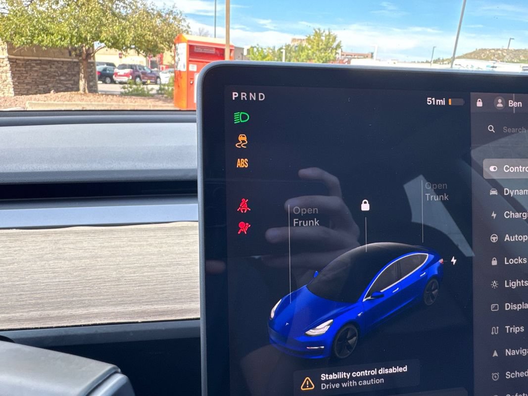 Used 2018 Tesla Model 3 Long Range AWD/4WD image 22