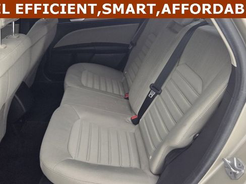 Used 2018 Ford Fusion S image 18