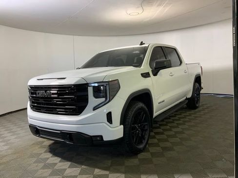 Used 2023 GMC Sierra 1500 Elevation w/ Preferred Package AWD/4WD image 3