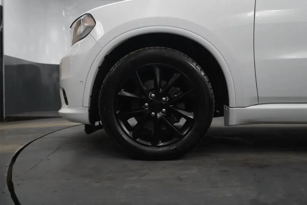 Used 2018 Dodge Durango R/T w/ Blacktop Package AWD/4WD image 9