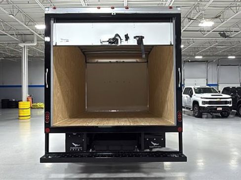New 2025 Chevrolet Express 3500 w/ Power Convenience Package image 5