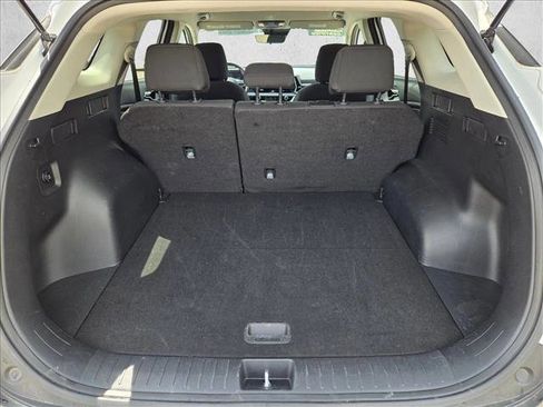 Used 2025 Kia Sportage LX image 6