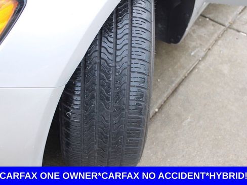 Used 2019 Ford Fusion SE image 12