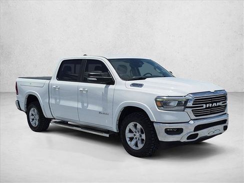 Used 2020 RAM 1500 Laramie AWD/4WD image 3