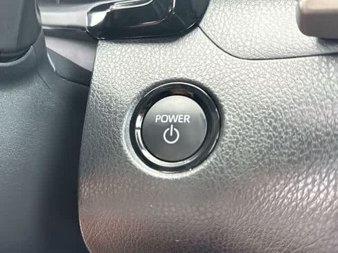 Used 2026 Toyota Camry SE FWD image 10