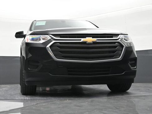 Used 2021 Chevrolet Traverse LS FWD image 27