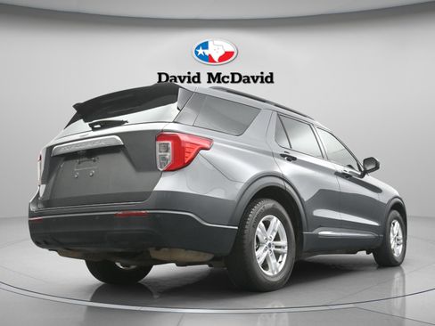 Used 2023 Ford Explorer XLT image 33