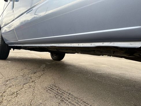 Used 1995 Ford E-350 and Econoline 350 XLT image 4