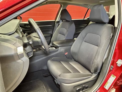 Used 2020 Nissan Altima 2.5 SV image 23