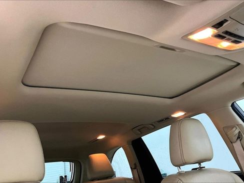 Used 2016 Toyota Highlander Limited image 23