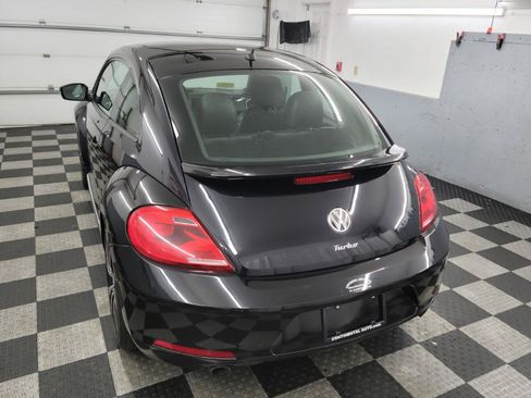 Used 2012 Volkswagen Beetle 2.0T FWD image 4