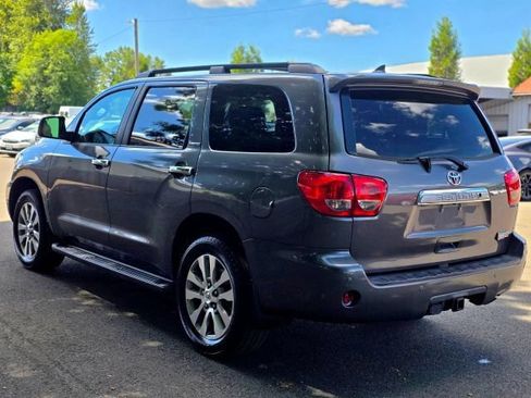 Used 2011 Toyota Sequoia Limited AWD/4WD image 7