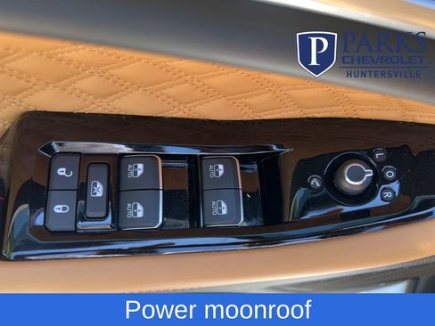 Used 2023 Jeep Grand Cherokee L Summit w/ Advanced Protech Group IV AWD/4WD image 20