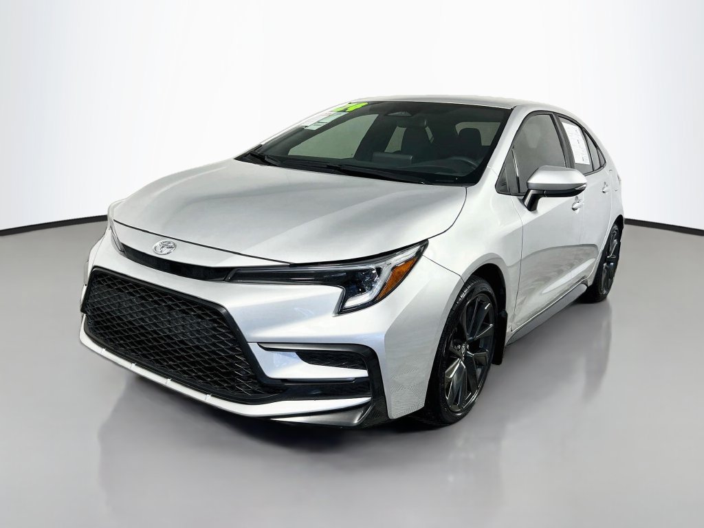 Used 2024 Toyota Corolla SE FWD image 7