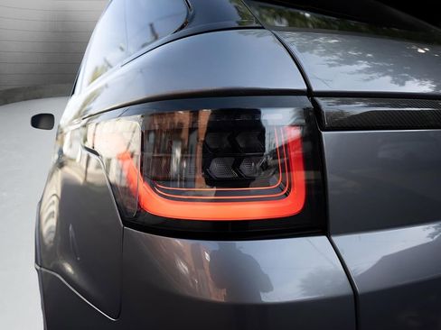 Used 2021 Land Rover Range Rover Sport SVR Carbon Edition image 44